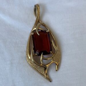 vintage Sarah Coventry "Molten Topaz" pendant